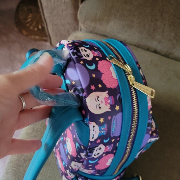 Hocus pocus Loungefly NWT - Picture 5 of 5